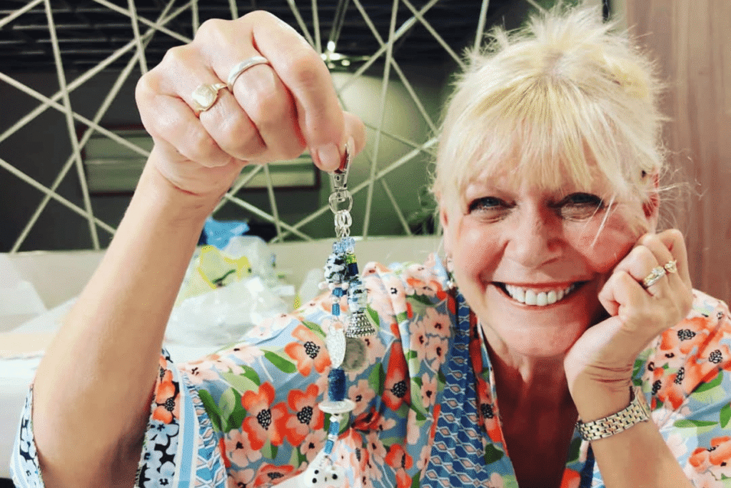 julie peasgood actress