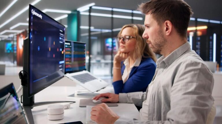 Why Businesses Choose Outsourced IT Support Outsourced IT Support
