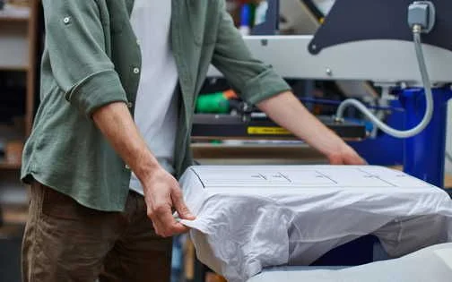 High-quality Totally Branded t-shirts: Choosing the best fabric and print methods