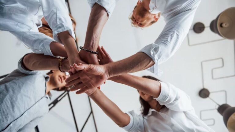 How B2B Sales Teams Can Shorten Their Sales Cycle in 2026 B2B Sales Teams