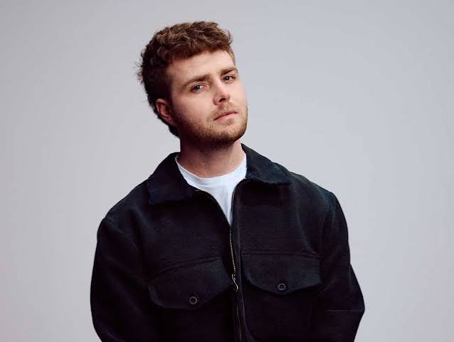 Who Is Alex Warren? Net Worth, Career, and Where Does Alex Warren Live in 2026