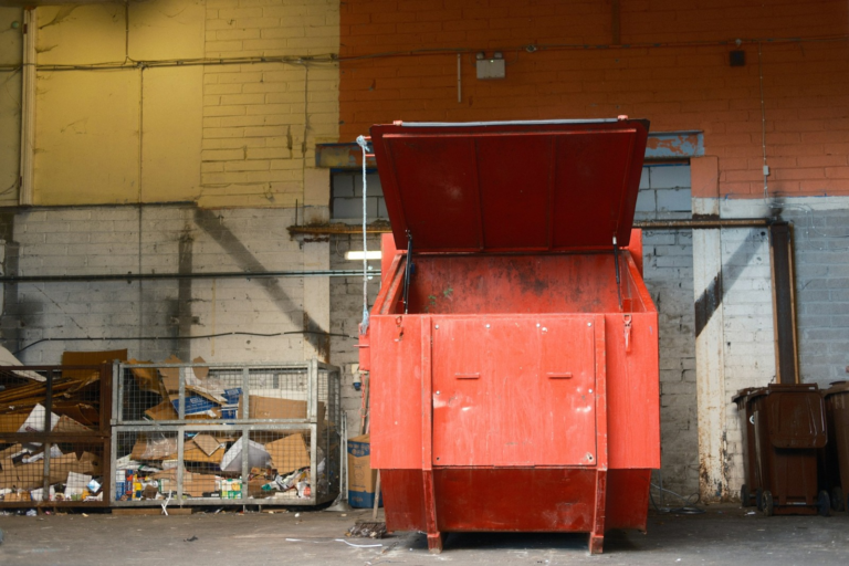 What Edgware Residents Need to Know Before Booking a Skip: Permits, Placement and Local Rules