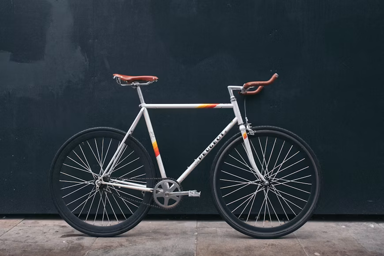 Small-Space Living and Two-Wheel Transport: Why Compact E-Bike Design Matters E-Bike Design